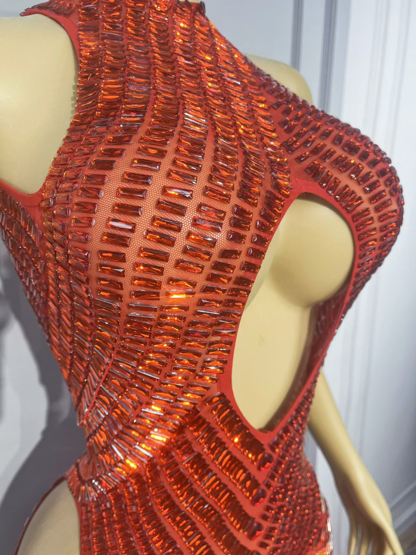 Lüks Kırmızı Taşlı Oyuklu Deni - Sparkly Rhinestone Club Party Dress incelemesi ve fiyatı